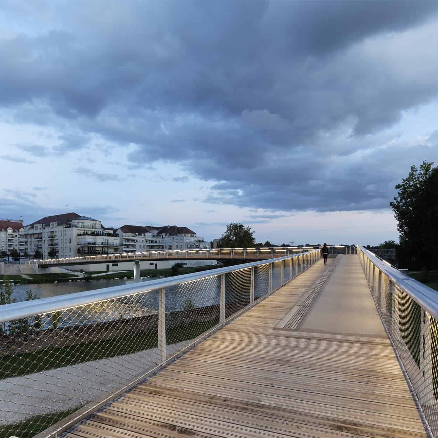 Passerelle de Meaux - DVVD