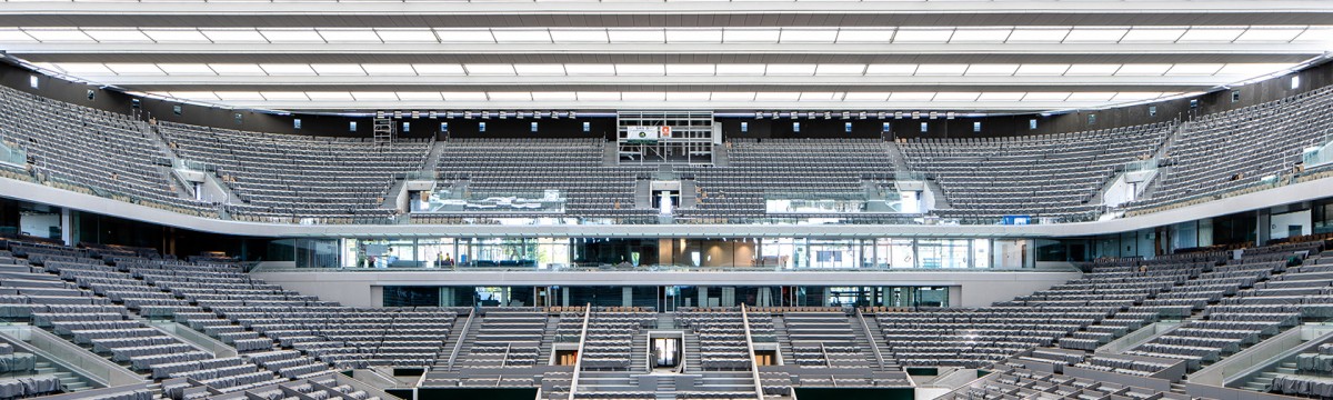 La transformation du toit mobile du court central de Roland Garros